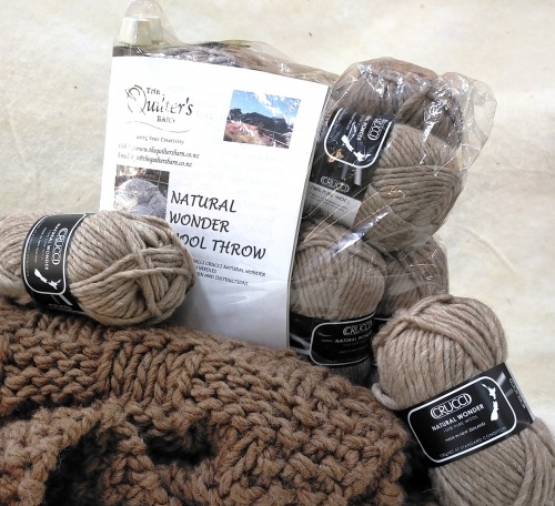 Crucci Natural Wonder Wool Throw Kit